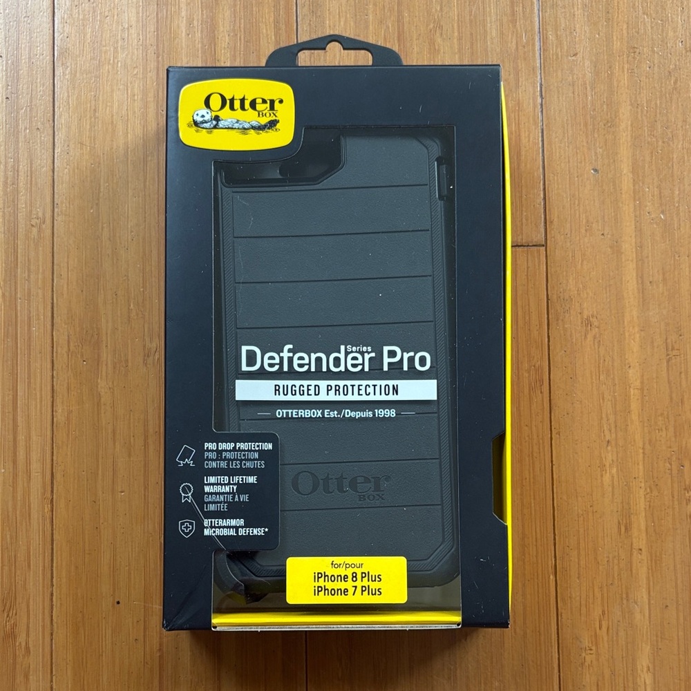 OtterBox Defender Pro Rugged Case for iPhone 8 Plus / 7 Plus - Black